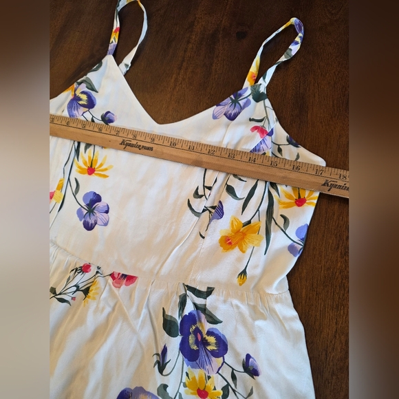 Old Navy Floral White Midi Dress Large Strappy Sundress Feminine Cottagecore - Picture 7 of 11